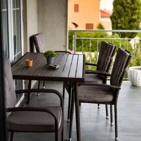 Apartment Apartman Za Dvije Osobe Biograd Na Moru
